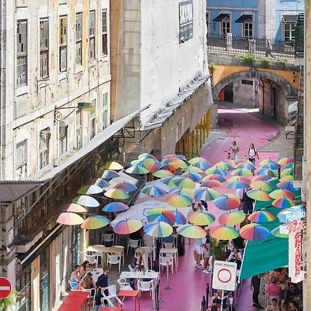 Sunny Pink Street Historical Apt, By Timecooler Lisboa Eksteriør billede